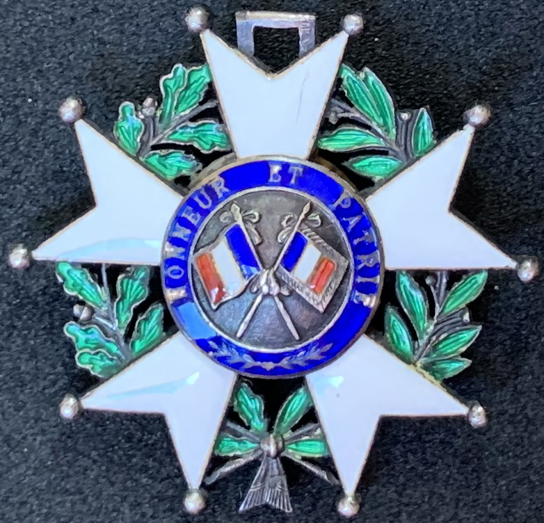 Лот 240 Орден Почетного легиона (Орден Почетного легиона. Звезда без планки)